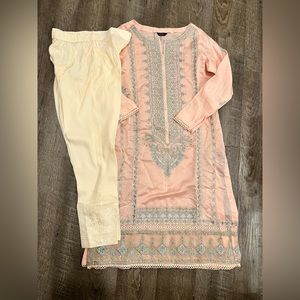 Beautiful Sapphire Womens XS 2 pc Kurta and Pants set NWOT Pakistani Indian